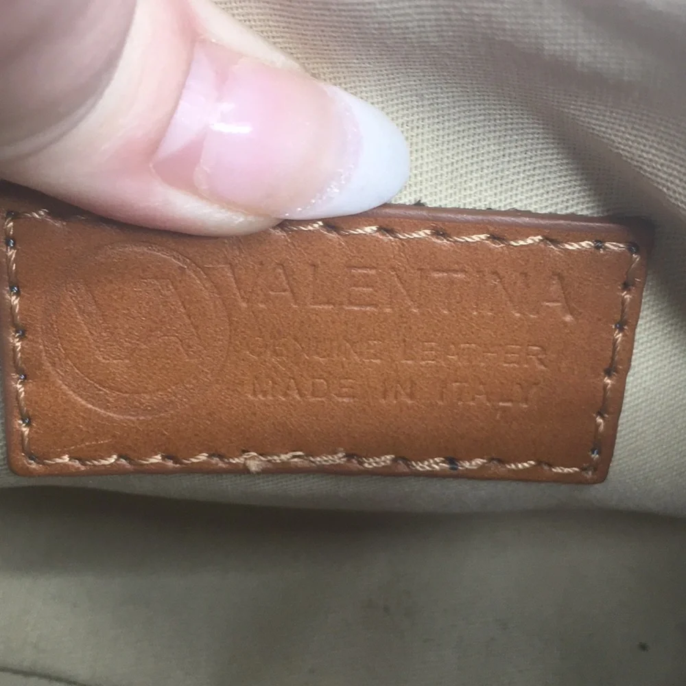 VALENTINA SAFFIANO LEATHER WRISTLET/COSMETICS BAG